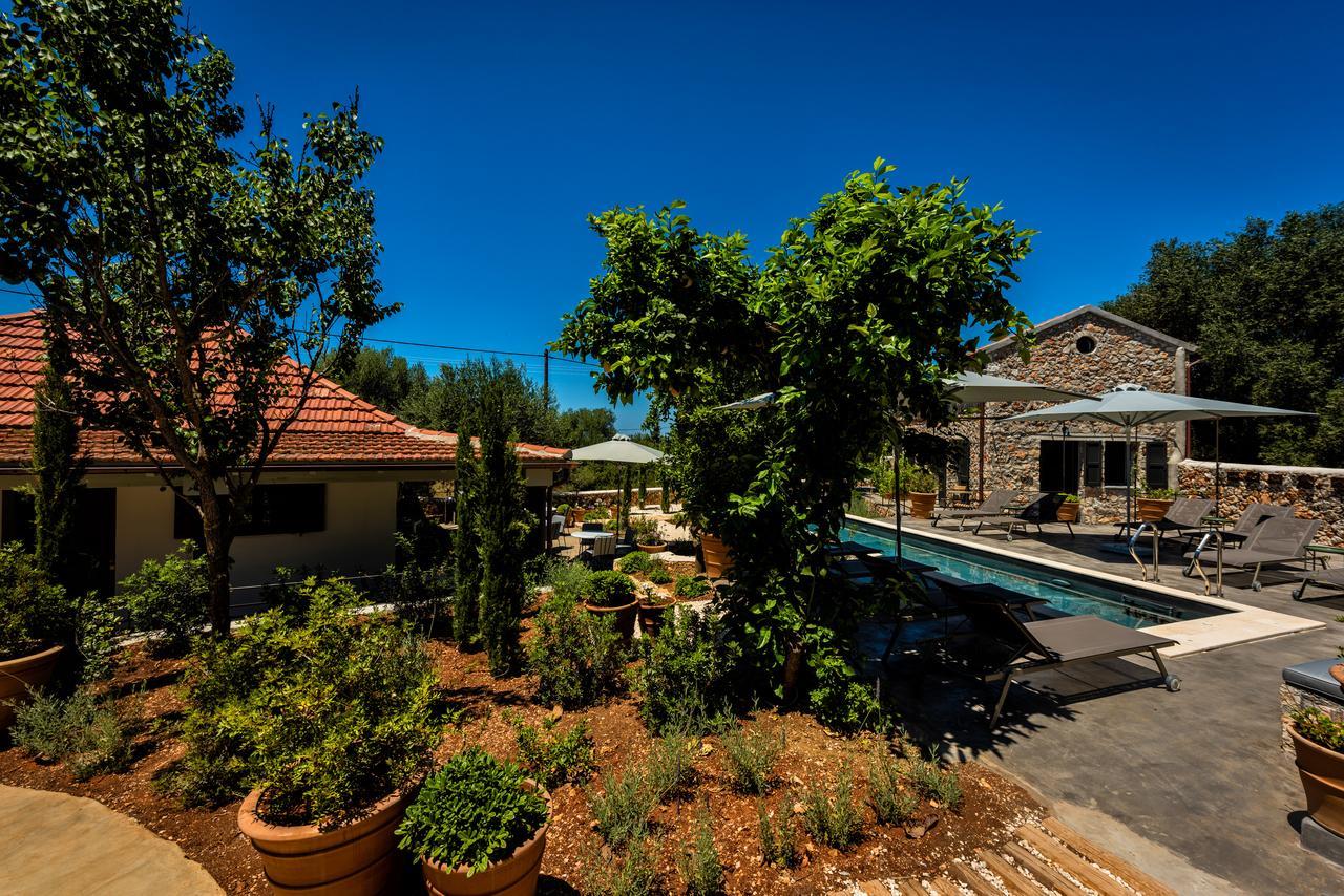 North Point Rooms Antipata (Erisos) Exterior foto